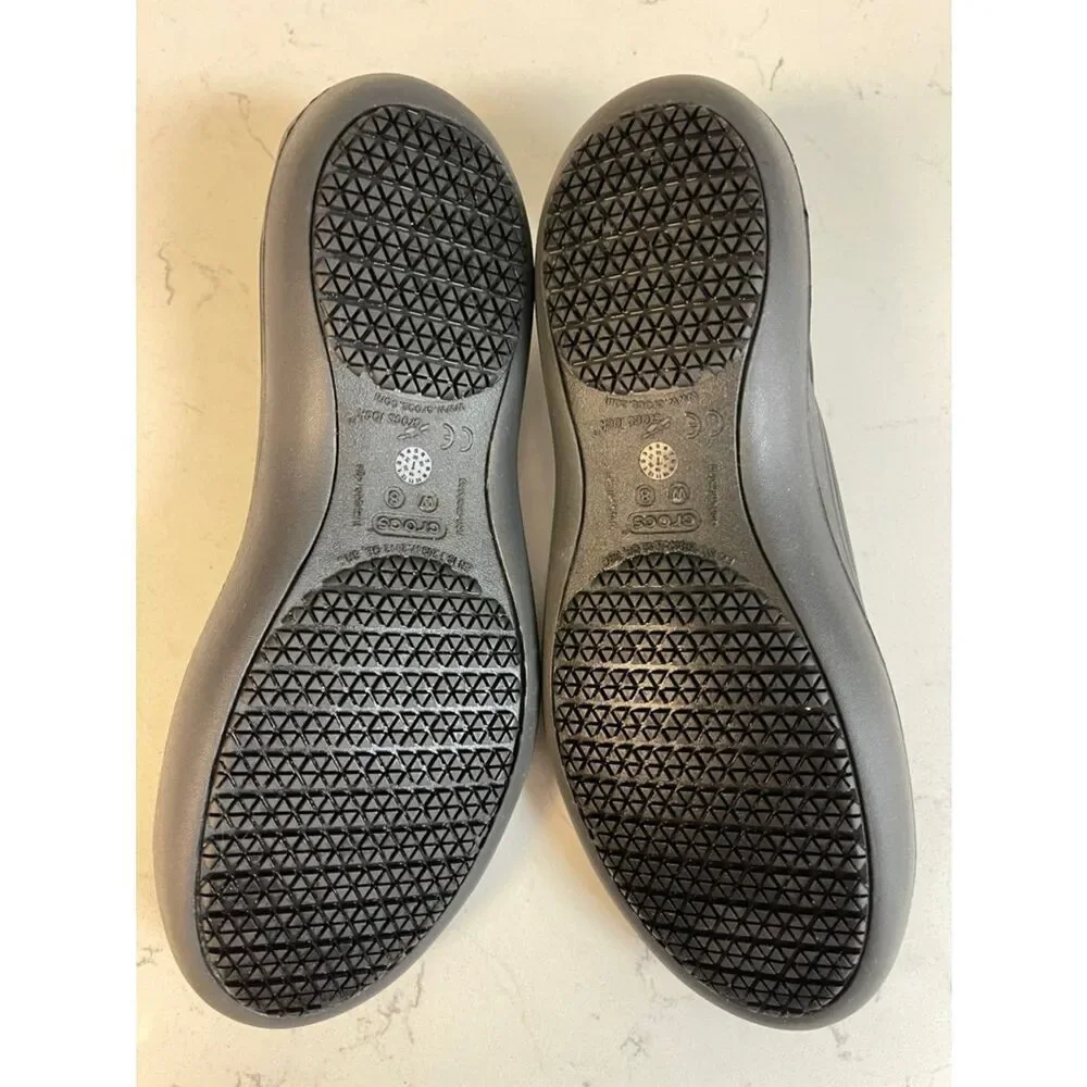 Crocs WOMEN'S KADEE WORK FLAT Style # 200941 Black Size 8 Worn 2-3 Times